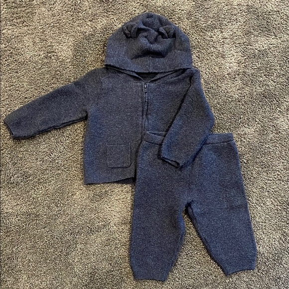 GAP Other - GAP Baby Hoodie with bear ears and Pants Set in Navy